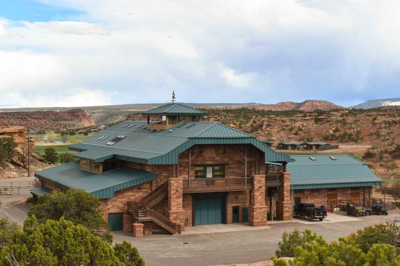 Cougar Ridge Hotel Torrey Exterior photo