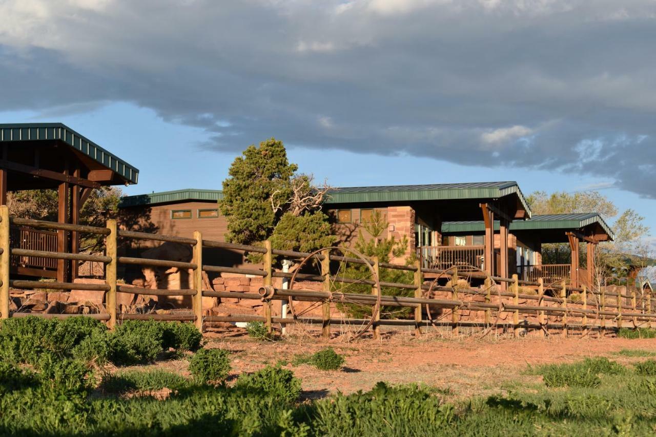 Cougar Ridge Hotel Torrey Exterior photo